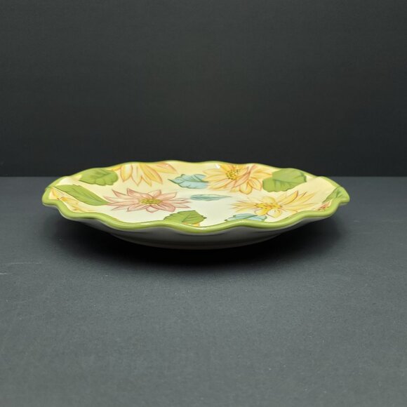 Longaberger Sunflower Luncheon Plate Floral Scalloped Edge Plate - Picture 4 of 5